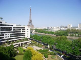 Not Tokyo tower (from my office at University Paris 6) 